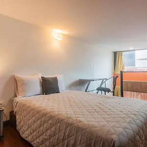 - Zone Apartment