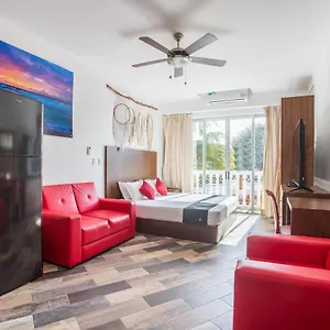5* Hotel Capital O Ocean View,